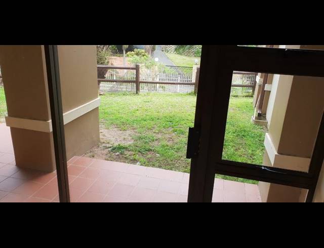 2 BEDROOM APARTMENT FOR SALE IN MARGATE BEACH